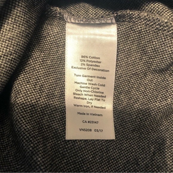 Talbots top size S/M petite - Picture 6 of 6